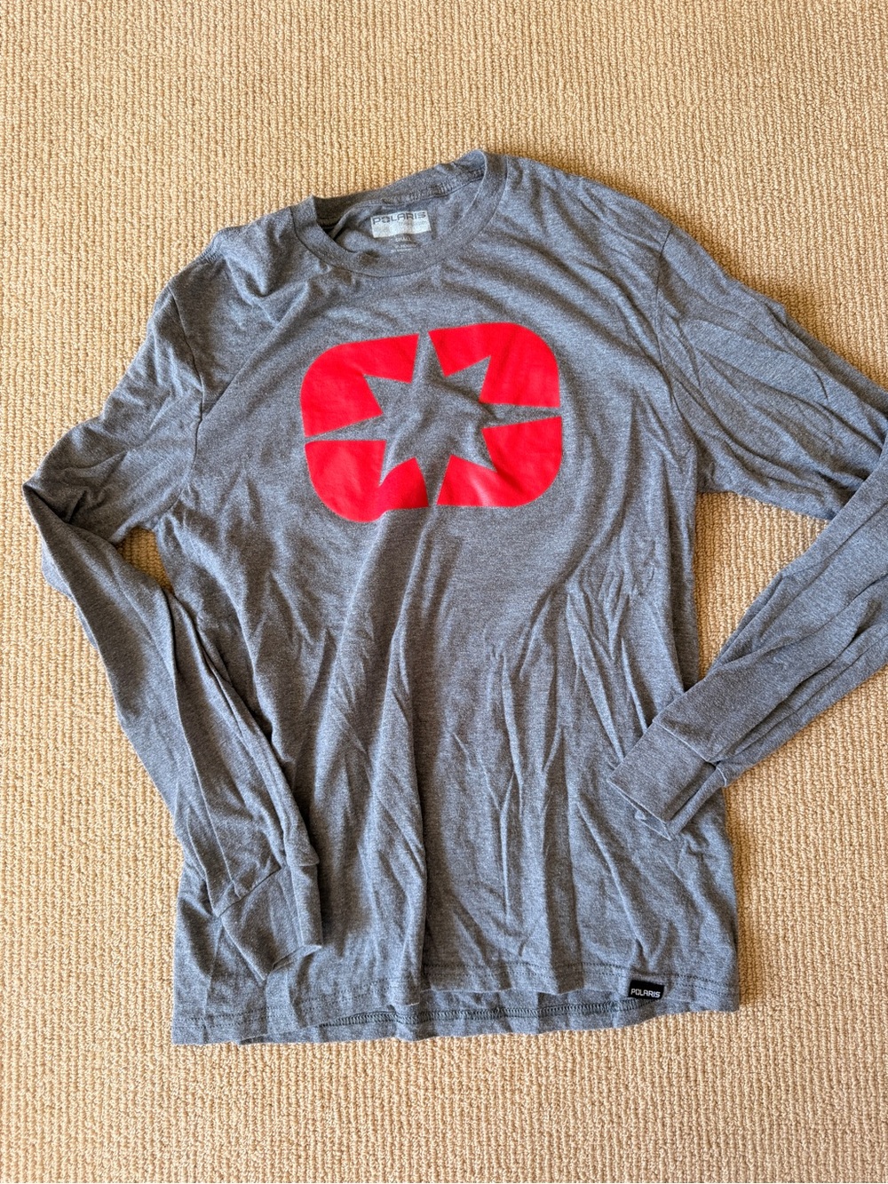 Polaris Men's Long Sleeve Tee - Gray with Red Star Graphic